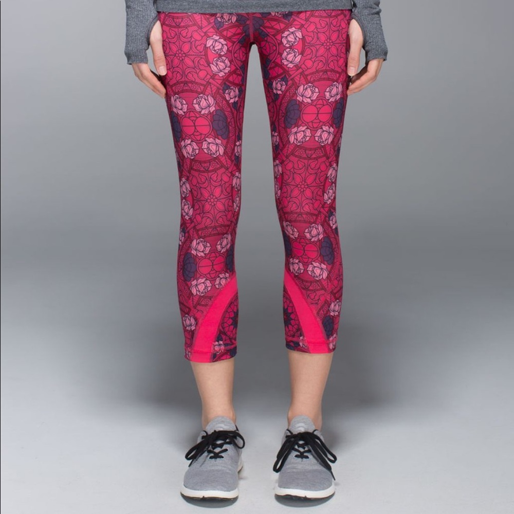 Lululemon Run:Inspire Crop II size 4